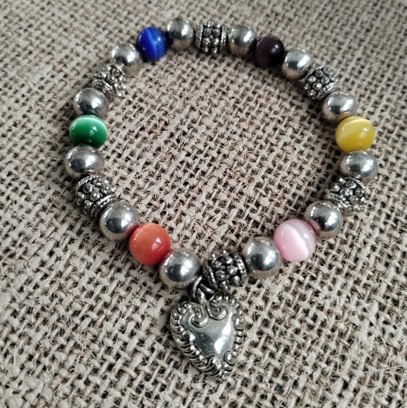 Beaded Heart Bracelet - Picture 11 of 14